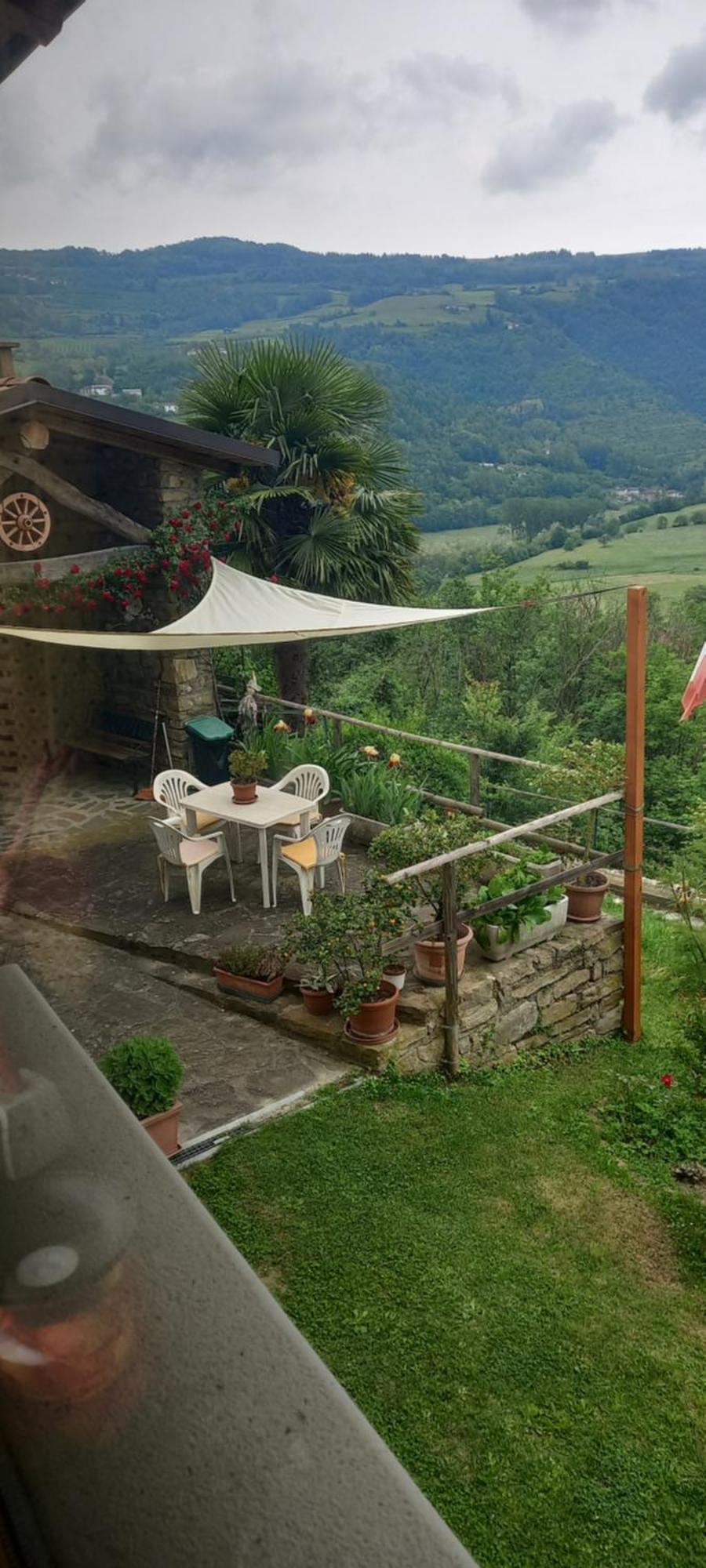 Ca D' Fefi Panzió Gorzegno Kültér fotó