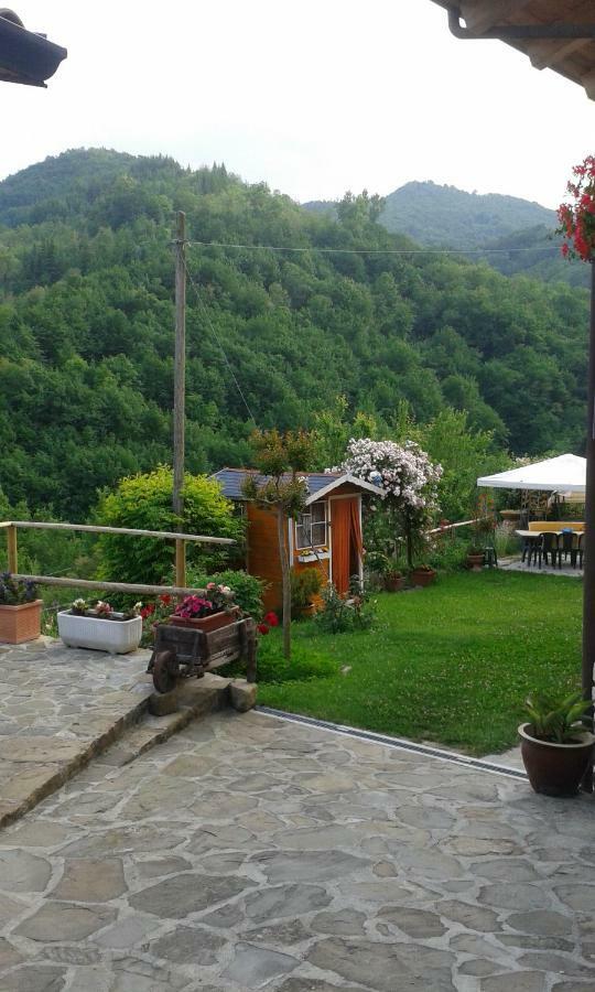 Ca D' Fefi Panzió Gorzegno Kültér fotó
